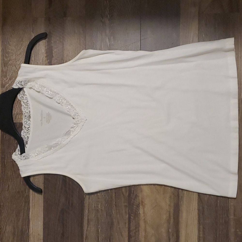 GH Bass & Co Lace Trimmed Cream Colored Tank Top Woman's Size Small